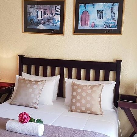 Lily Bed & Breakfast Le Cap Extérieur photo